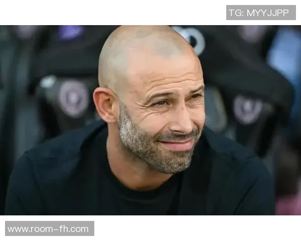 马斯切拉诺谈苏亚雷斯禁赛事件呼吁公平对待所有球队 马斯切拉诺谈苏亚雷斯禁赛事件呼吁公平对待所有球队